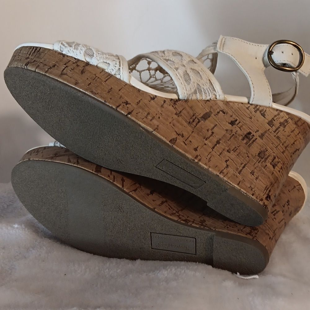 American Eagle Wedge White Lace Sandals - Picture 4 of 6
